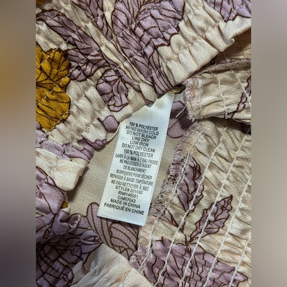 Monteau Halter Smocked Sleeveless Floral Blouse NWOT - Picture 7 of 10